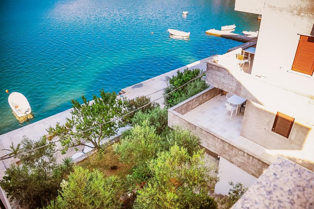 Apartments Adrialuka Dubrava  Exterior photo