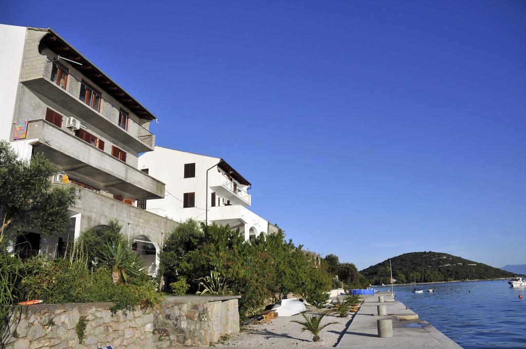Apartments Adrialuka Dubrava  Exterior photo